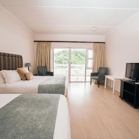The Estuary Hotel & Spa Port Edward Bagian luar foto