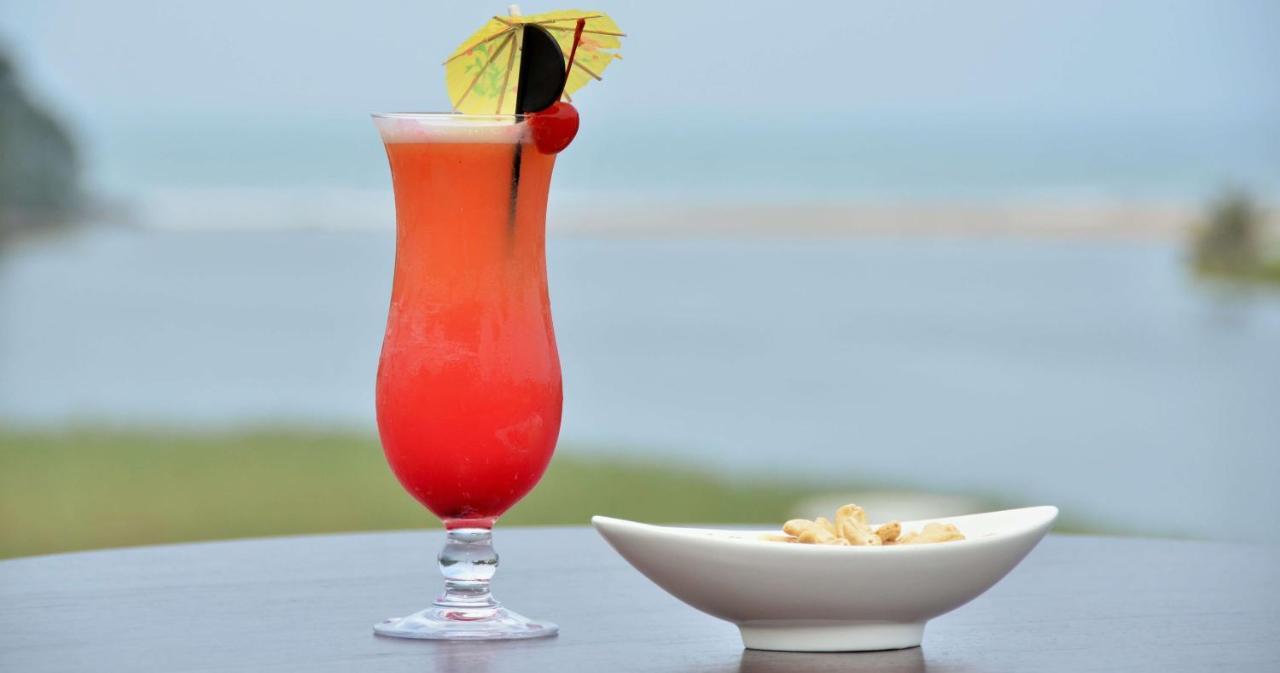 The Estuary Hotel & Spa Port Edward Bagian luar foto